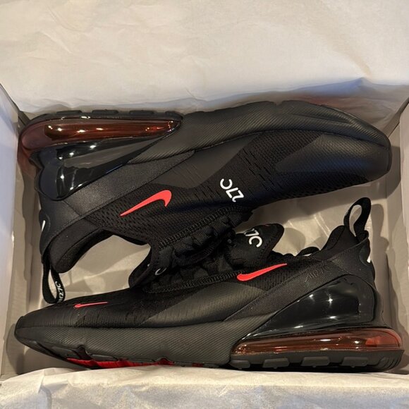 Nike Air Max 270 Black and Red - Picture 6 of 6